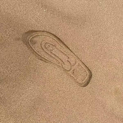 Creative Flip Flops - Funny Beach Sandals with Hidden Design - Quick-Dry Slides for Men - Novelty Gag Gift